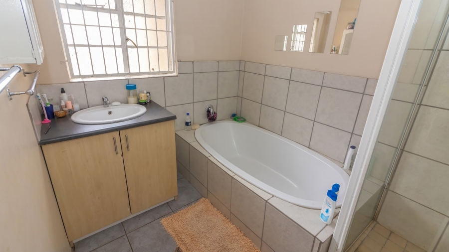 4 Bedroom Property for Sale in Morewag Free State